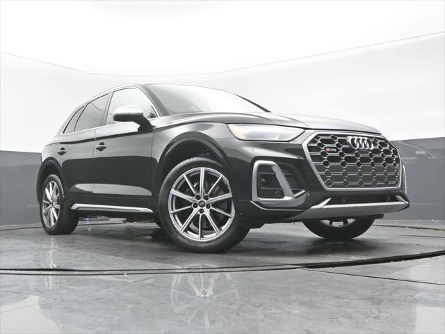 used 2022 Audi SQ5 car, priced at $41,129