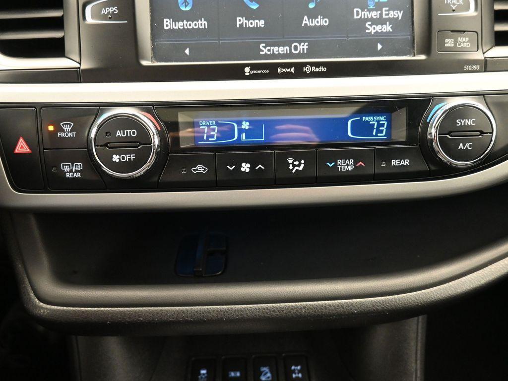 used 2019 Toyota Highlander car, priced at $25,289