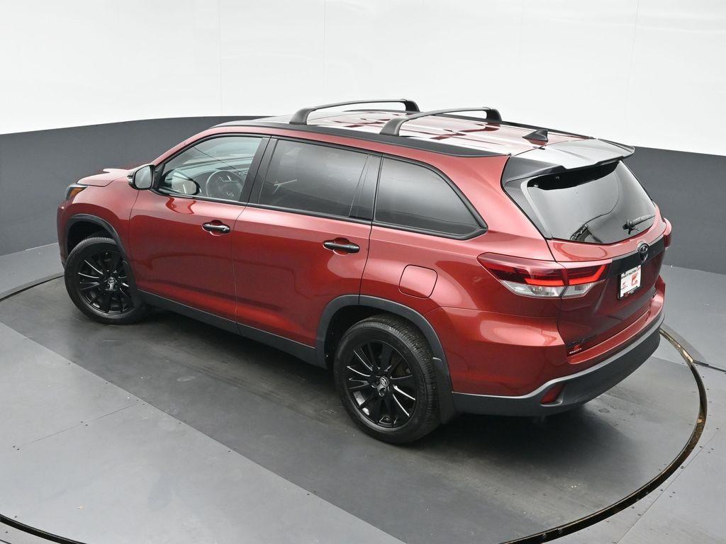 used 2019 Toyota Highlander car, priced at $26,189