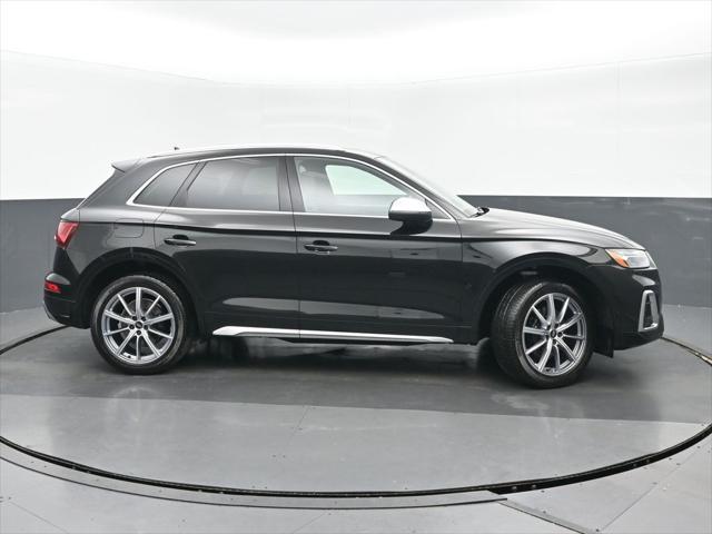 used 2022 Audi SQ5 car, priced at $37,899