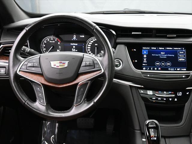 used 2022 Cadillac XT5 car, priced at $33,399