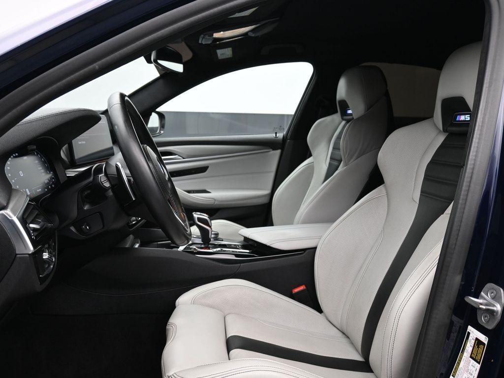 used 2022 BMW M5 car, priced at $80,489