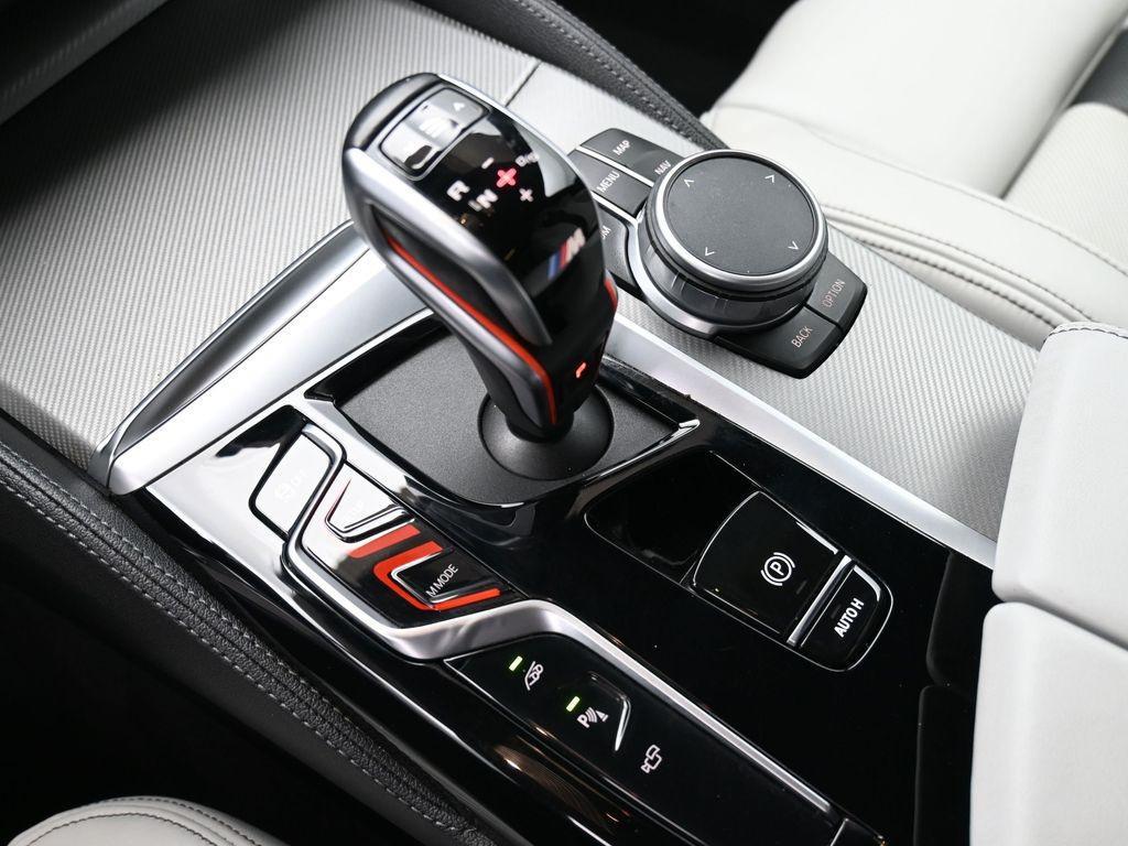 used 2022 BMW M5 car, priced at $80,489