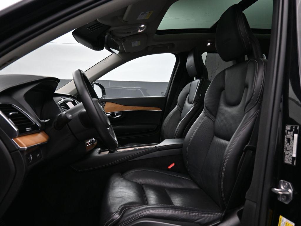 used 2020 Volvo XC90 car, priced at $29,489