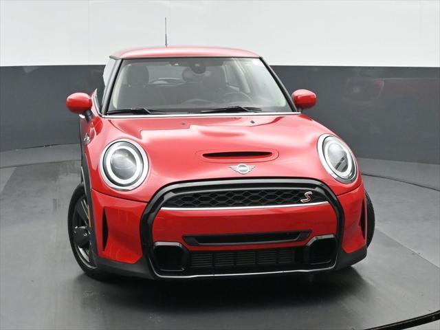 used 2022 MINI Hardtop car, priced at $25,339