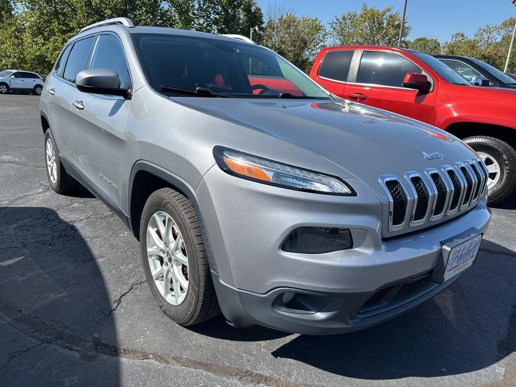 used 2017 Jeep Cherokee car, priced at $12,895