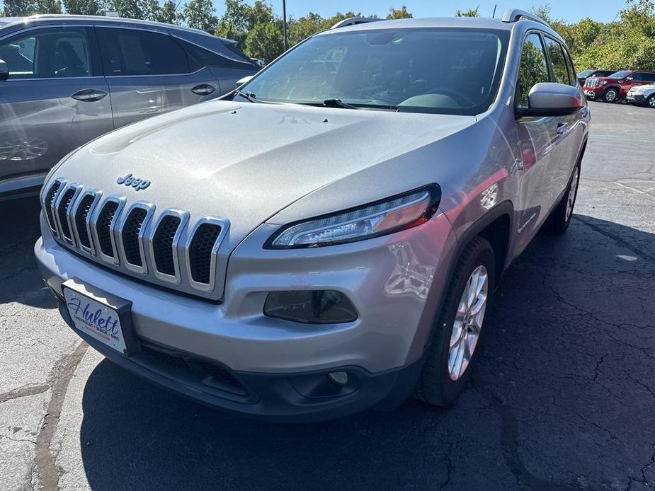 used 2017 Jeep Cherokee car, priced at $12,895