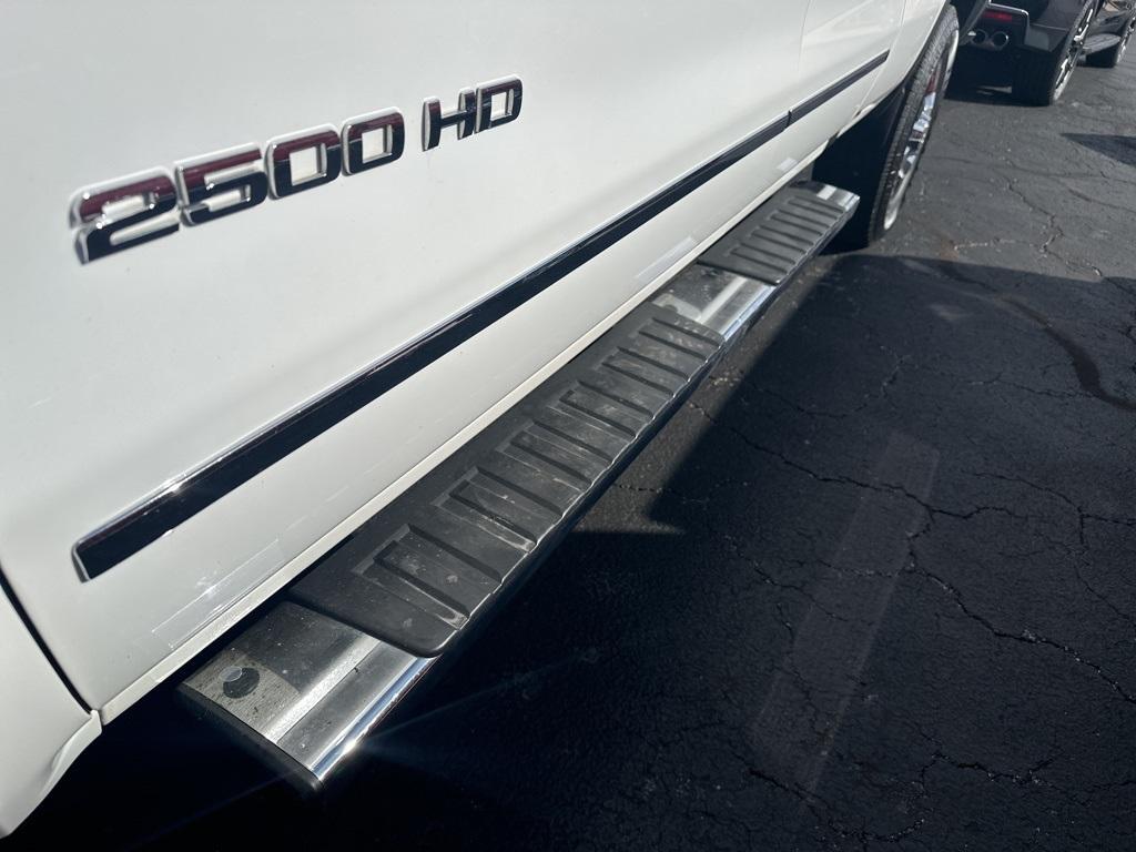 used 2017 GMC Sierra 2500 car, priced at $34,395