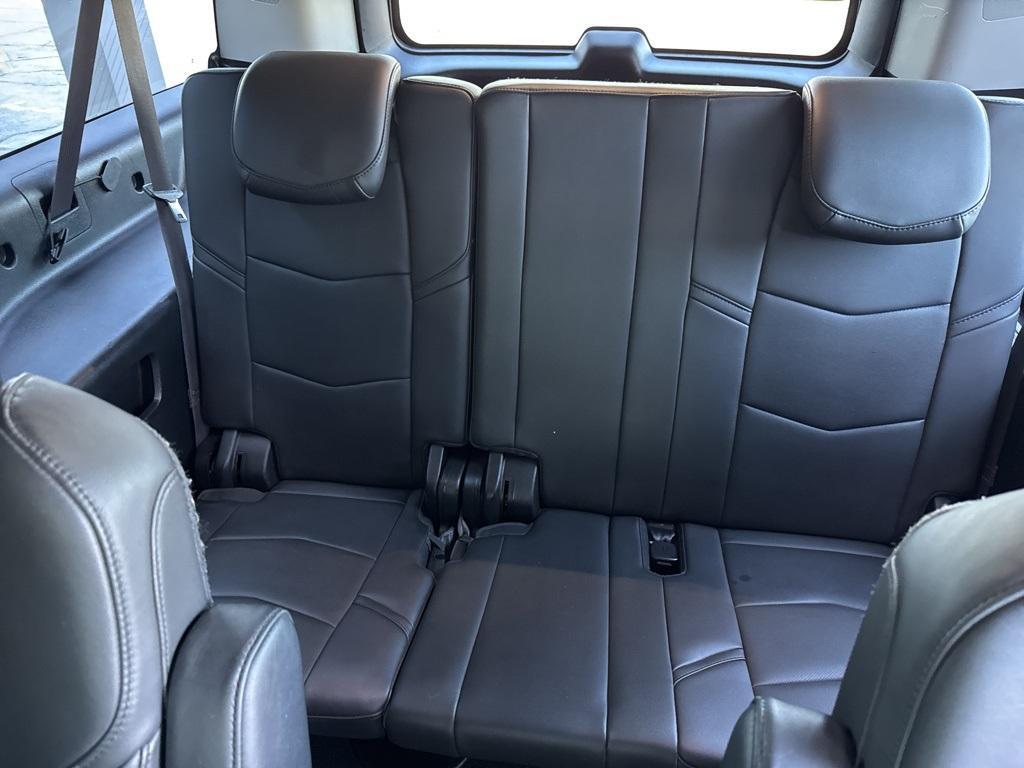 used 2015 Cadillac Escalade ESV car, priced at $23,895