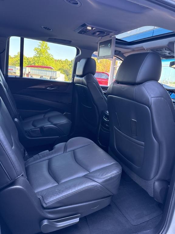 used 2015 Cadillac Escalade ESV car, priced at $23,895