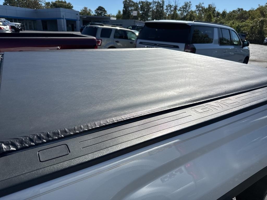 used 2017 GMC Sierra 1500 car, priced at $30,895