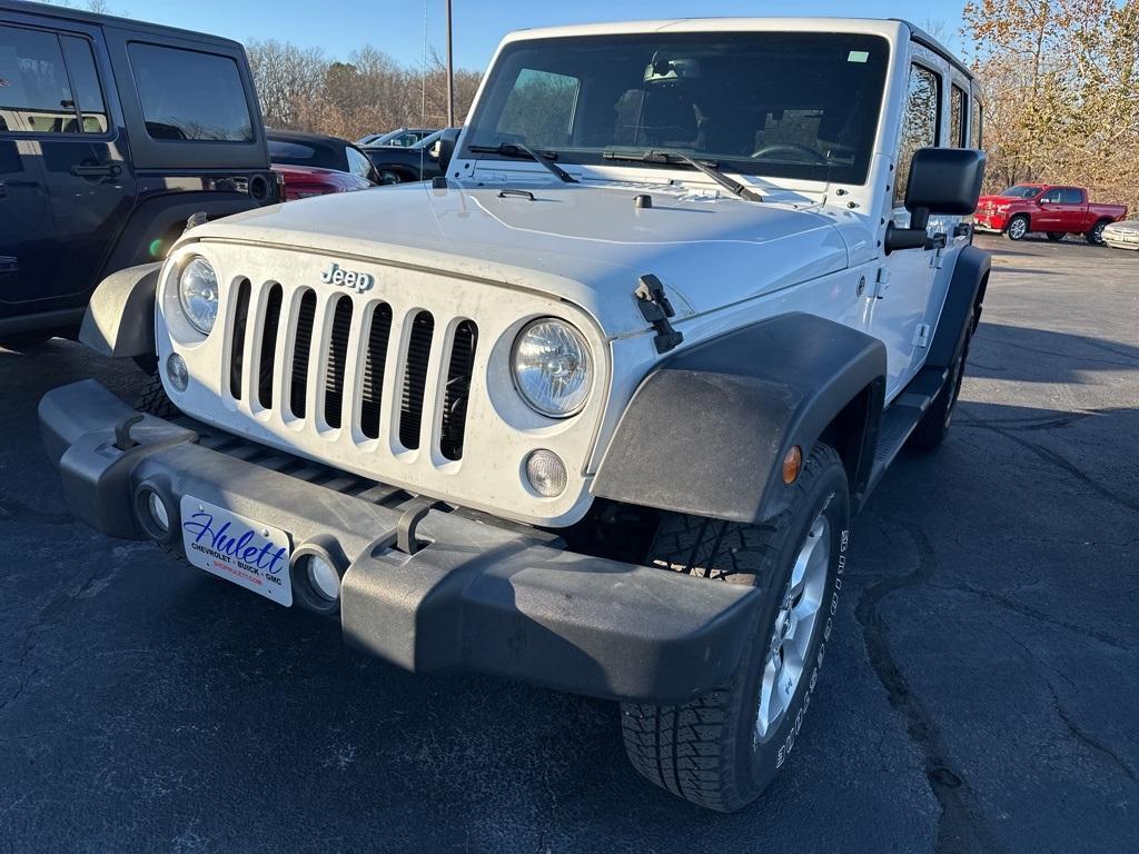 used 2015 Jeep Wrangler Unlimited car, priced at $19,295