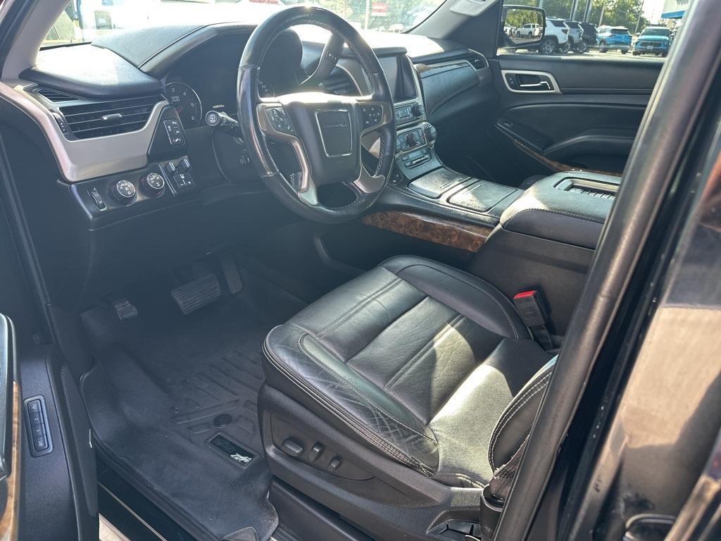 used 2016 GMC Yukon XL car, priced at $19,995