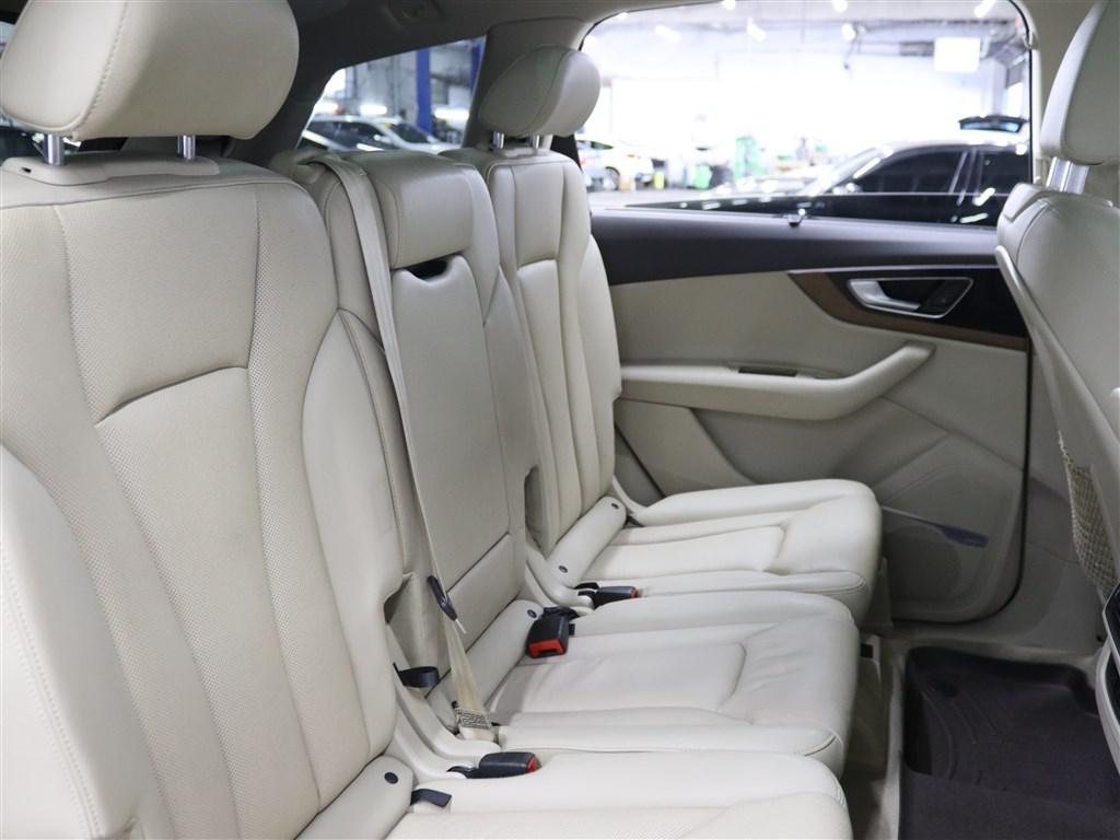 used 2017 Audi Q7 car, priced at $14,985