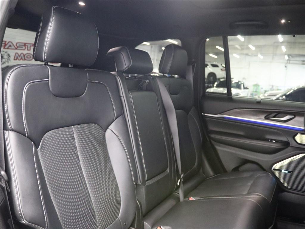 used 2022 Jeep Grand Cherokee car, priced at $26,985