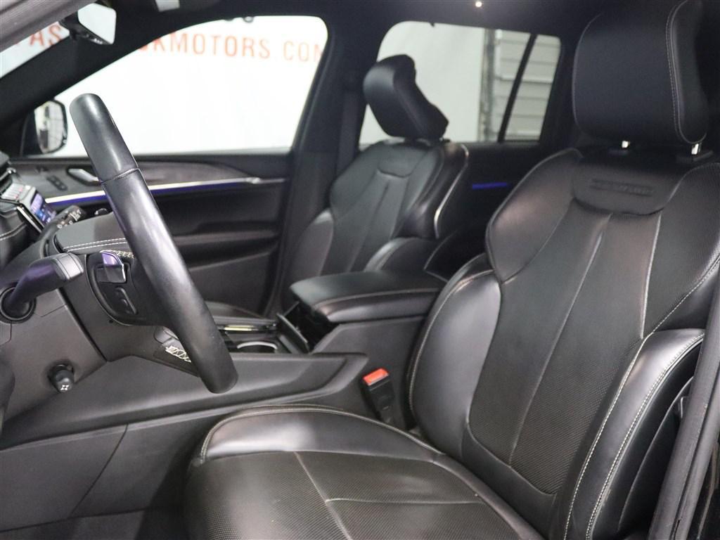 used 2022 Jeep Grand Cherokee car, priced at $26,985