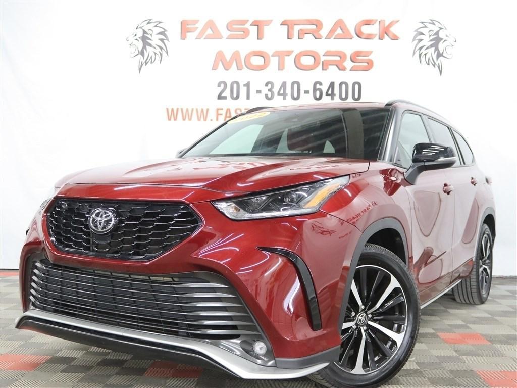 used 2022 Toyota Highlander car, priced at $30,985