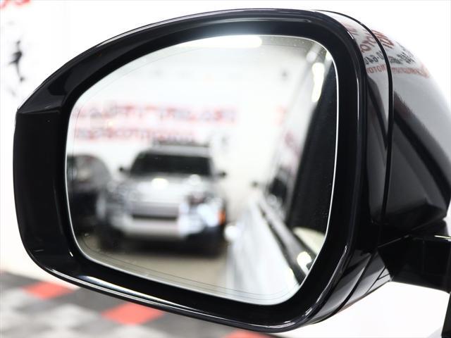 used 2020 Land Rover Range Rover car, priced at $35,985