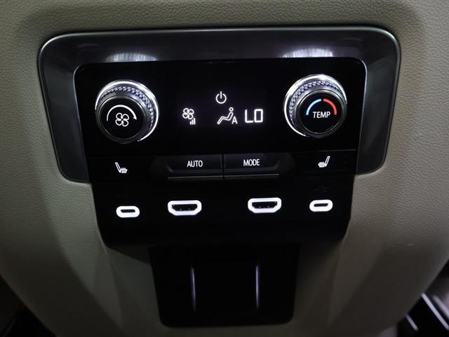 used 2021 GMC Yukon car, priced at $47,885