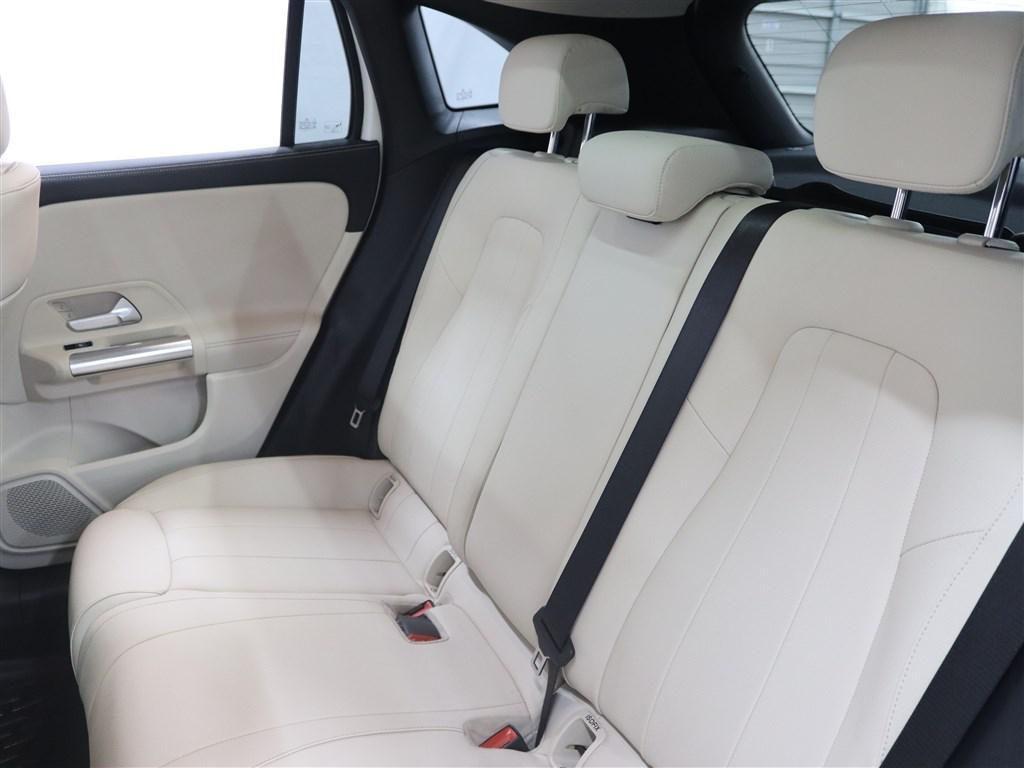 used 2022 Mercedes-Benz GLA 250 car, priced at $24,785