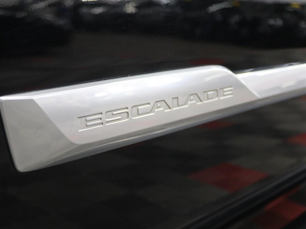 used 2019 Cadillac Escalade car, priced at $29,785