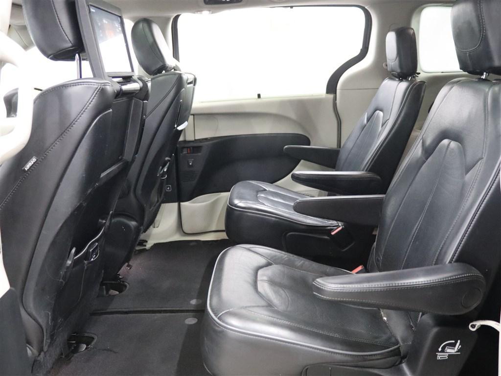 used 2018 Chrysler Pacifica car, priced at $13,785