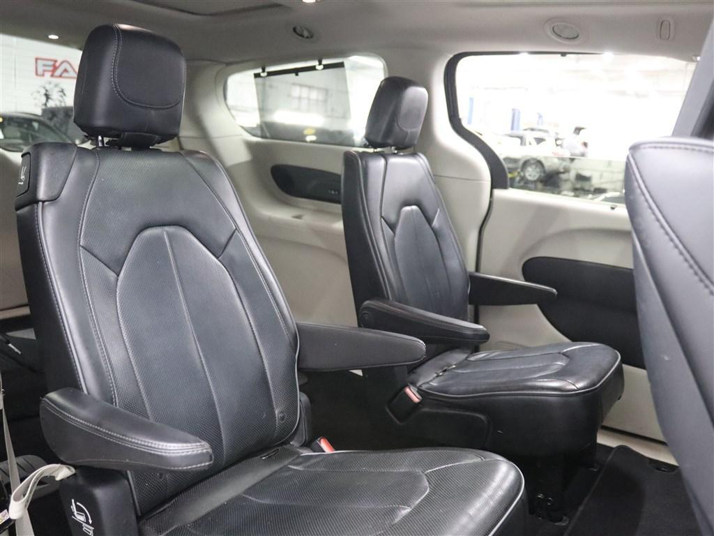 used 2018 Chrysler Pacifica car, priced at $13,785