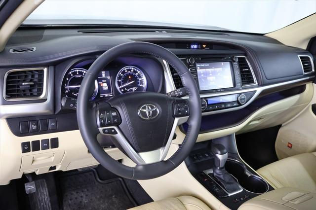 used 2016 Toyota Highlander car, priced at $21,985