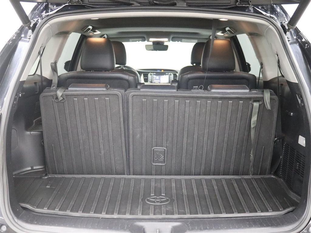 used 2019 Toyota Highlander car, priced at $18,885