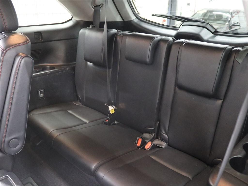 used 2019 Toyota Highlander car, priced at $18,885