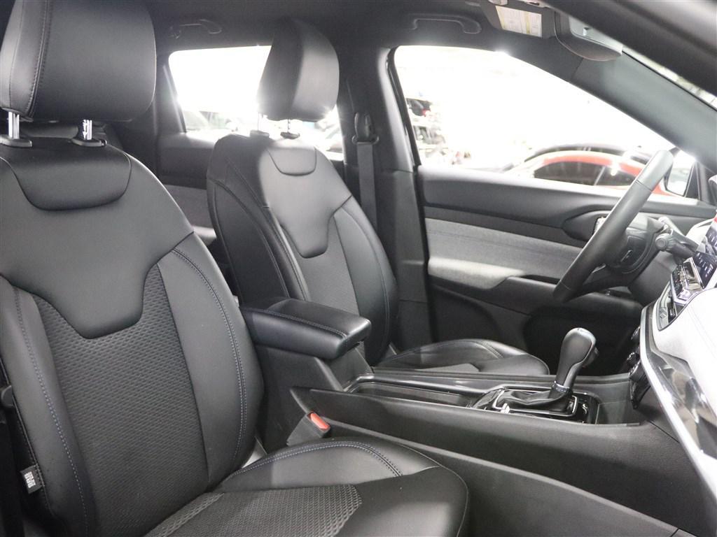 used 2023 Jeep Compass car, priced at $18,985