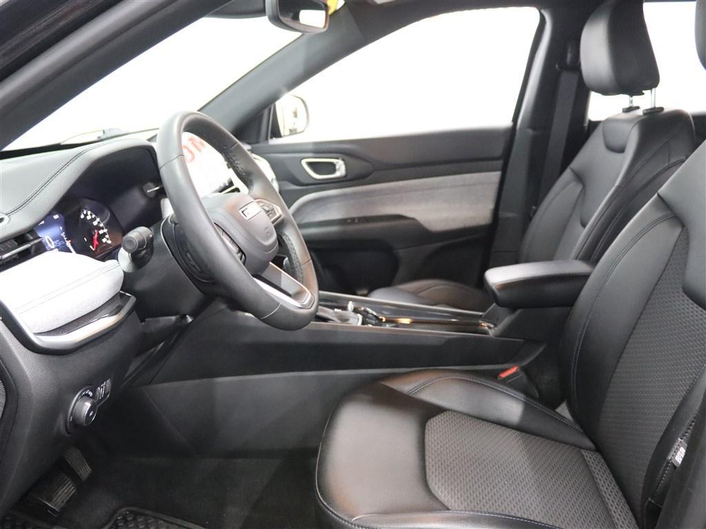 used 2023 Jeep Compass car, priced at $18,985