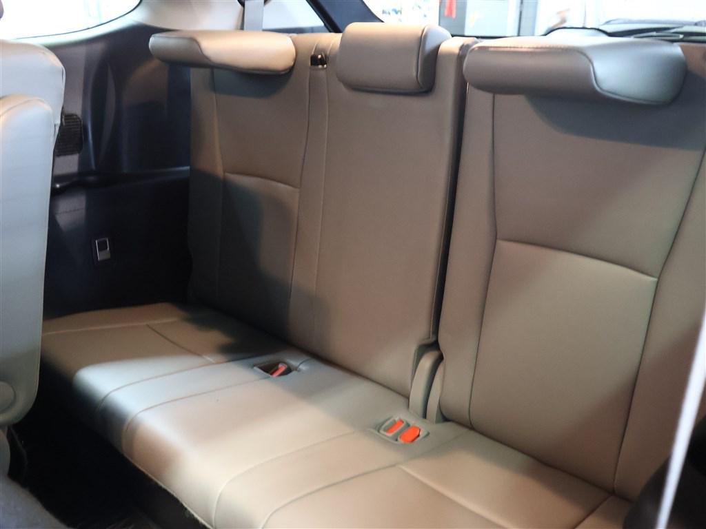 used 2022 Toyota Highlander car, priced at $28,785