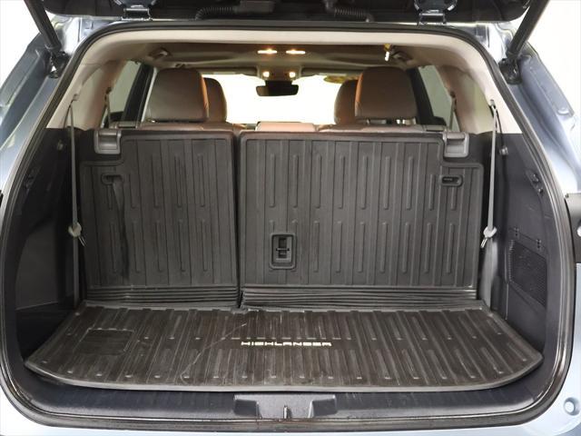 used 2022 Toyota Highlander car, priced at $29,785