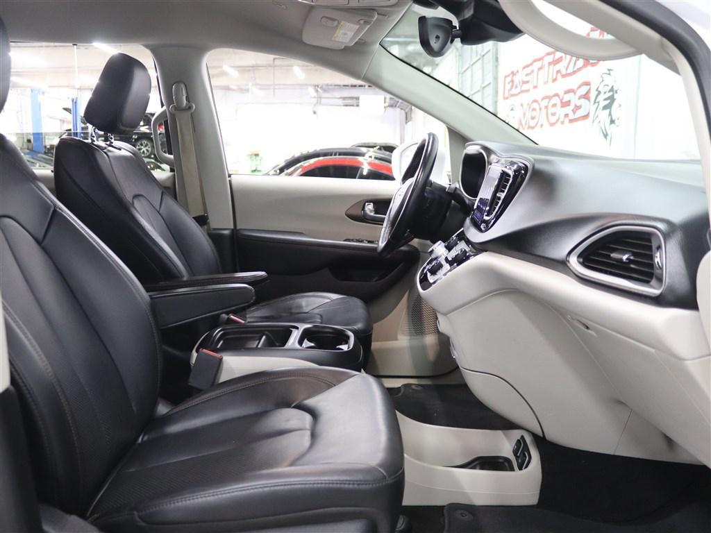used 2019 Chrysler Pacifica car, priced at $16,785