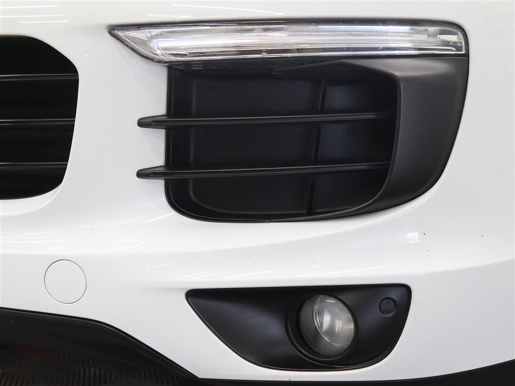 used 2018 Porsche Cayenne car, priced at $21,985