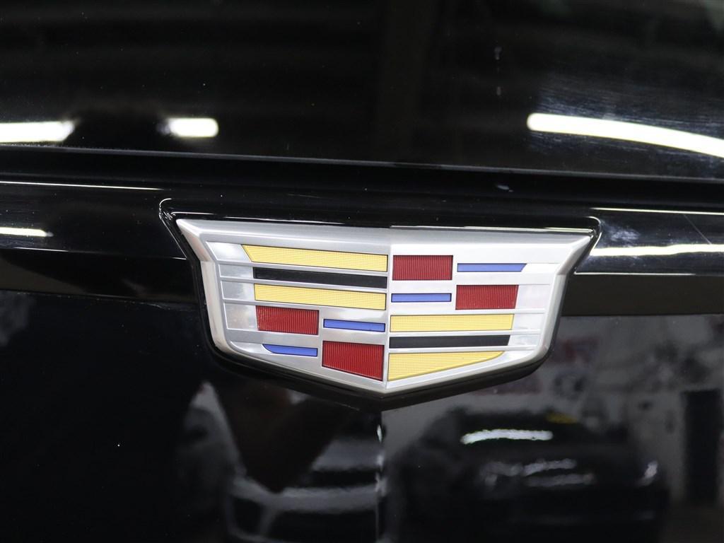 used 2020 Cadillac Escalade ESV car, priced at $35,985