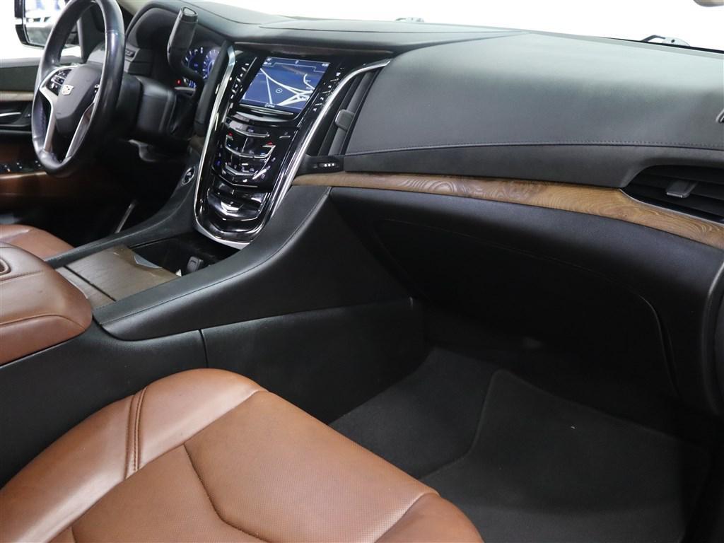 used 2019 Cadillac Escalade ESV car, priced at $29,985