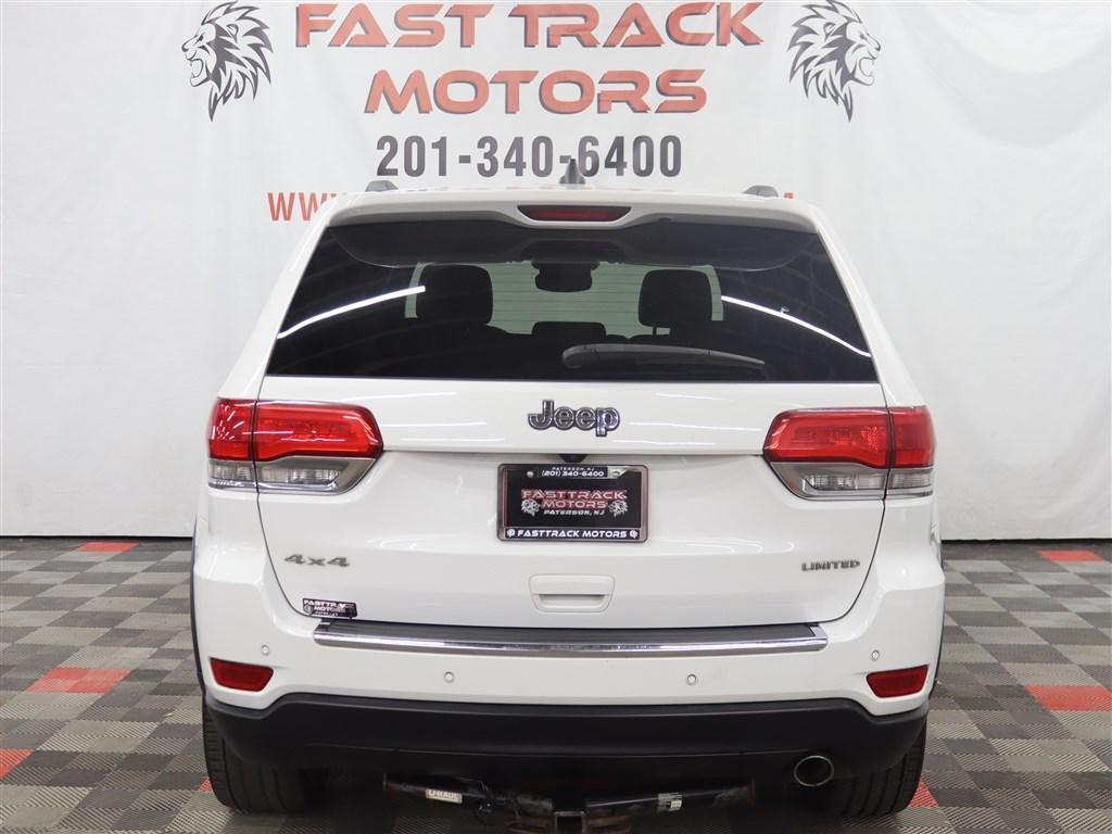 used 2019 Jeep Grand Cherokee car, priced at $17,495