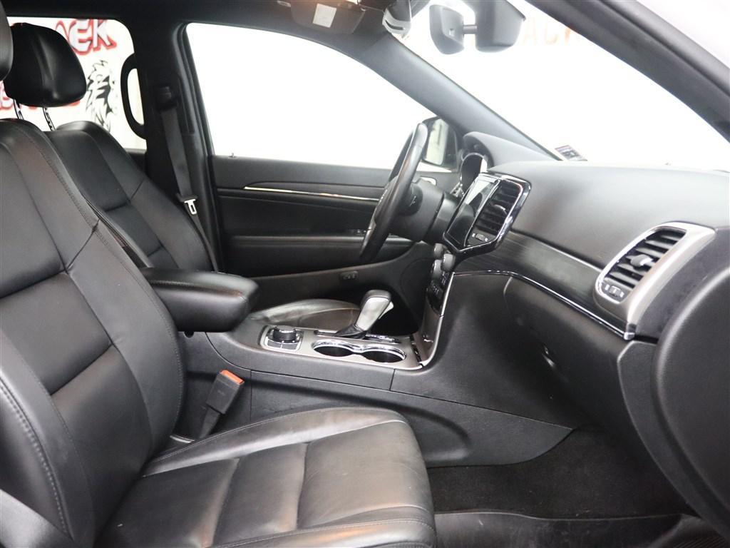 used 2019 Jeep Grand Cherokee car, priced at $17,495