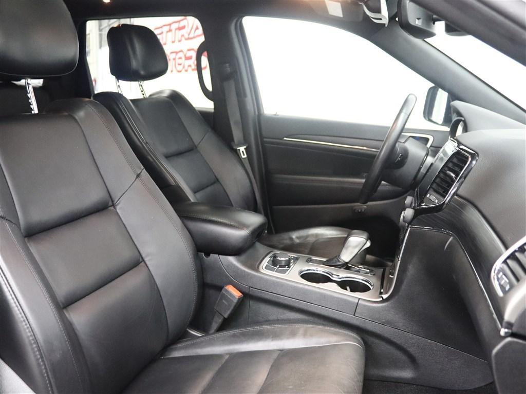 used 2019 Jeep Grand Cherokee car, priced at $17,495