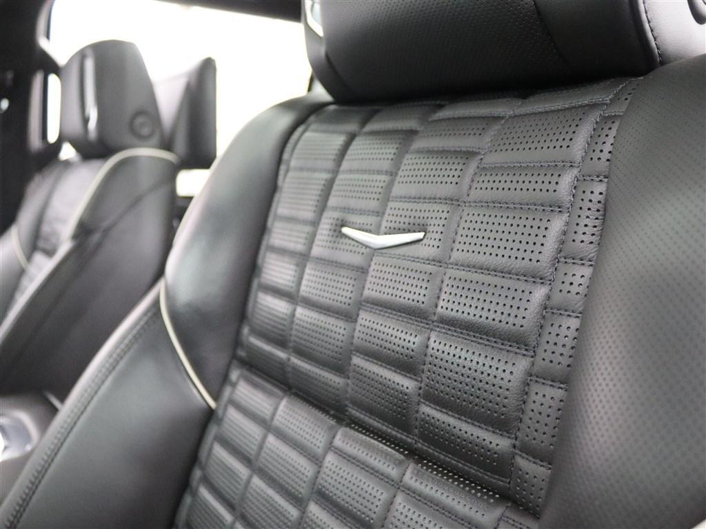 used 2022 Cadillac Escalade ESV car, priced at $59,885