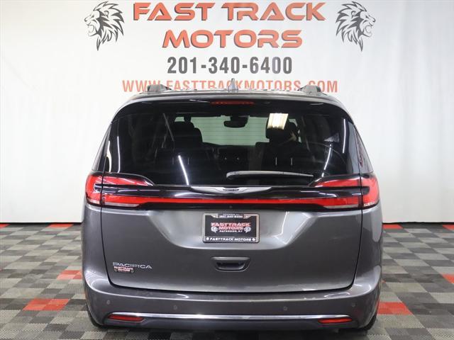 used 2022 Chrysler Pacifica car, priced at $17,985