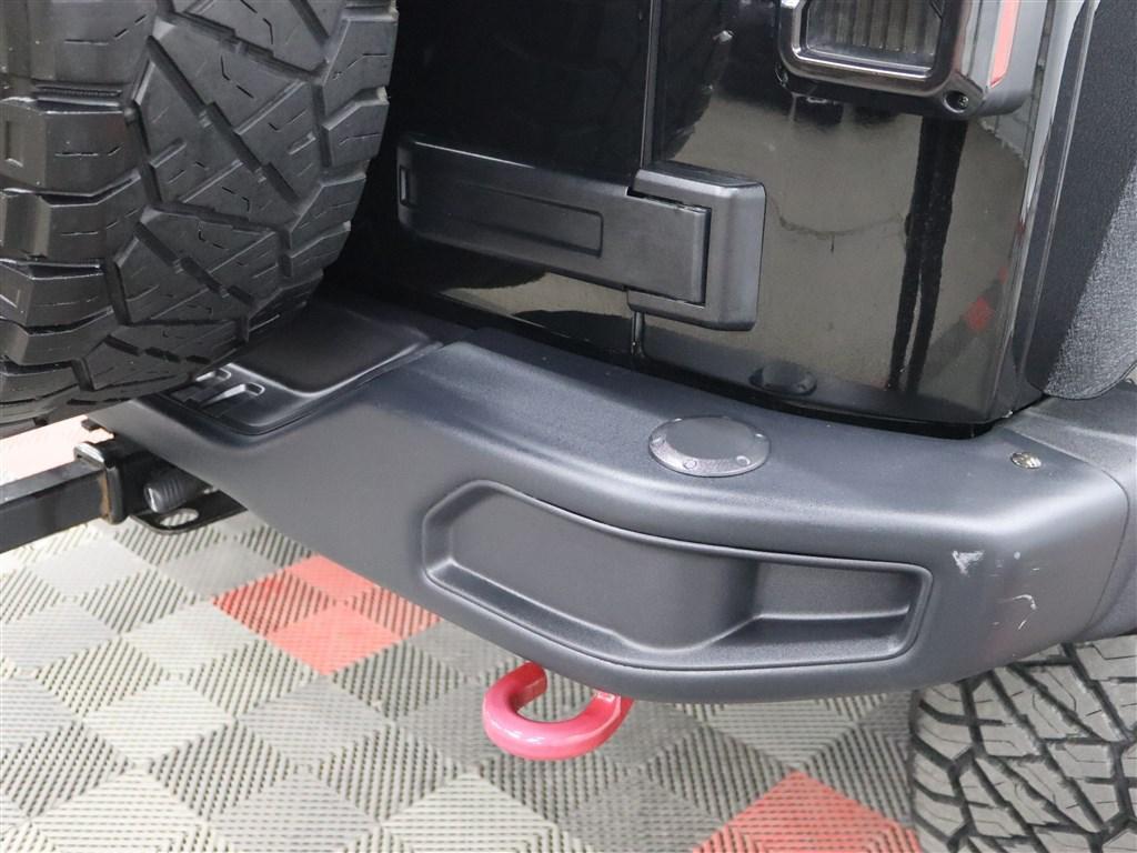 used 2018 Jeep Wrangler JK Unlimited car, priced at $25,985