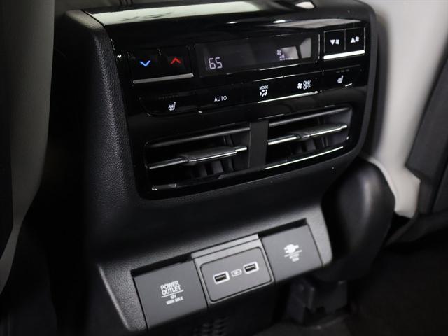 used 2022 Acura MDX car, priced at $38,885