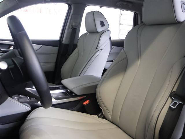 used 2022 Acura MDX car, priced at $38,885
