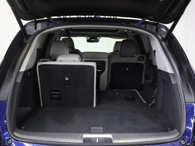 used 2022 Acura MDX car, priced at $38,885