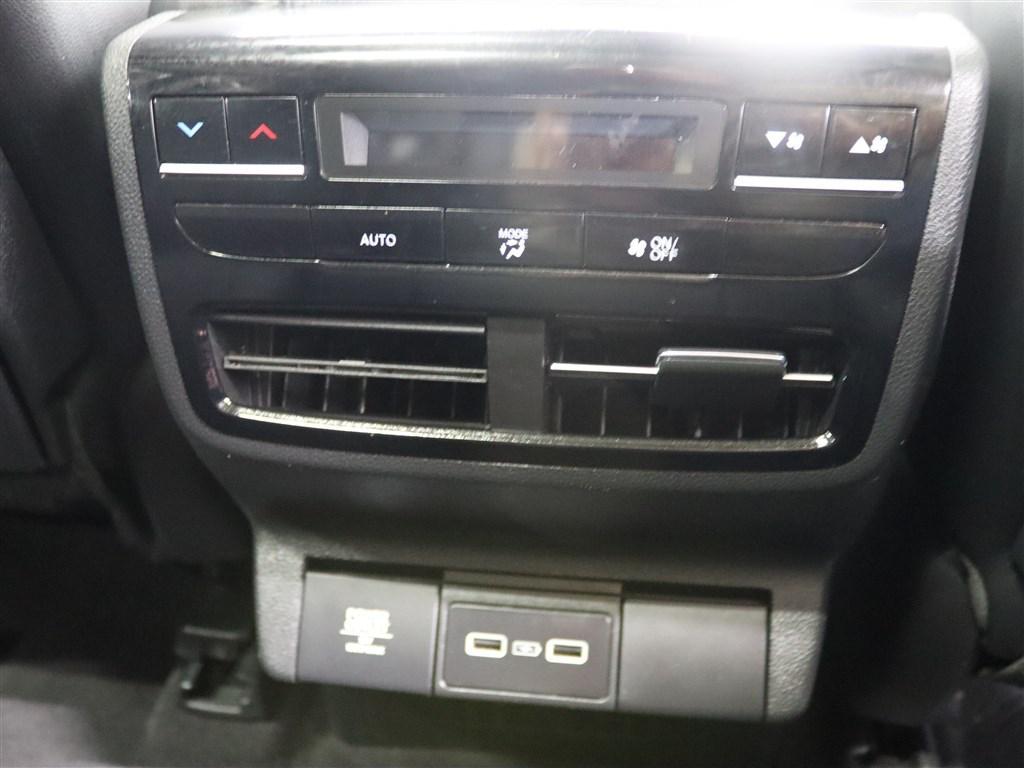 used 2023 Acura MDX car, priced at $34,985
