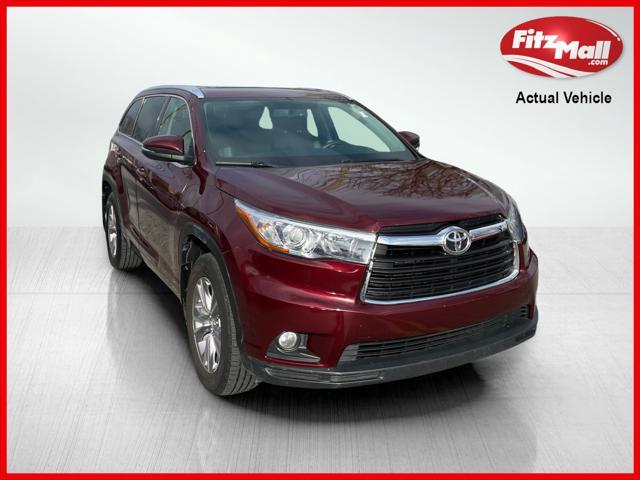 used 2015 Toyota Highlander car, priced at $21,488