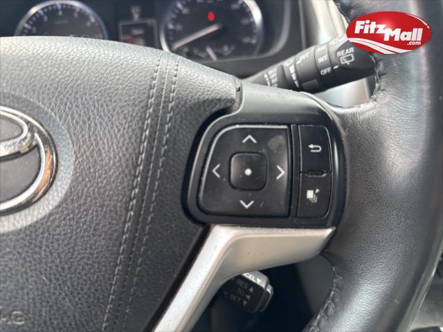 used 2015 Toyota Highlander car, priced at $17,888